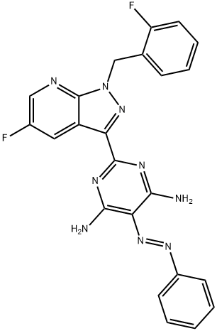 2-[5-फ्लोरो-1-(2-फ्लोरोबेंझिल)-1H-पायराझोलो[3,4-b]पायरीडिन-3-yl]-5-[(ई)-फेनिल्डायझेनिल]पायरीमिडीन-4,6-डायमिन
